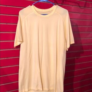Men’s large lululemon T-shirt